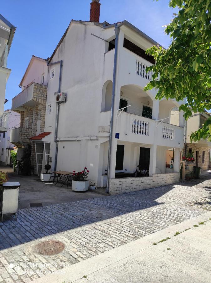Roko Apartments Biograd Na Moru Luaran gambar
